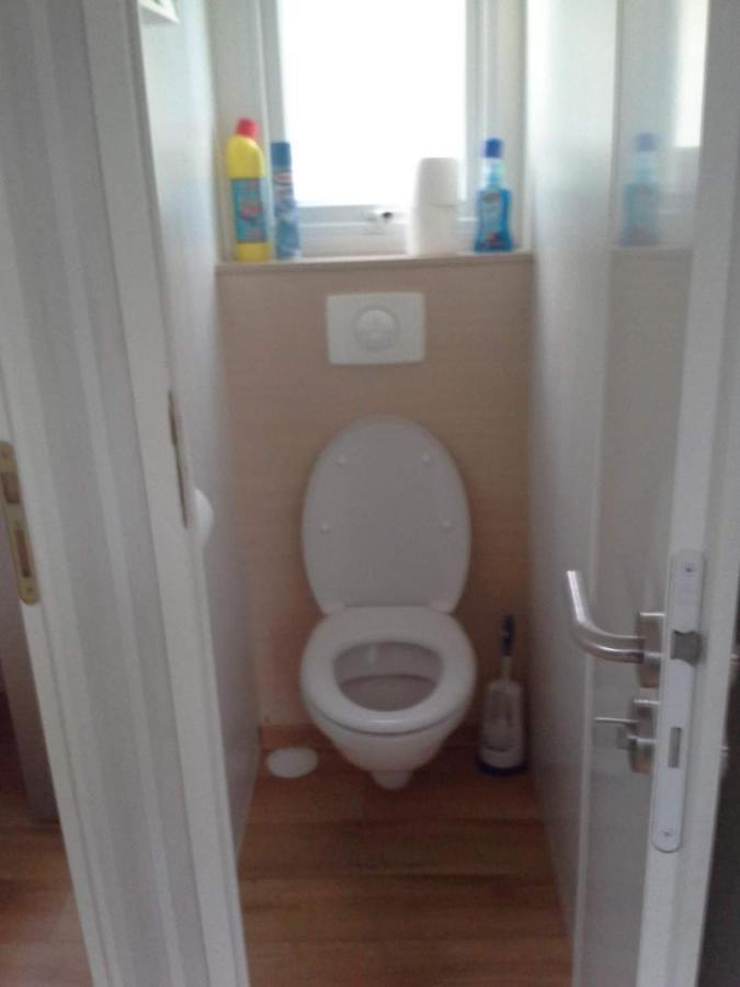 Luxueuze Stacaravan 4Pers Met Terras En Tuintje Bredene Dış mekan fotoğraf
